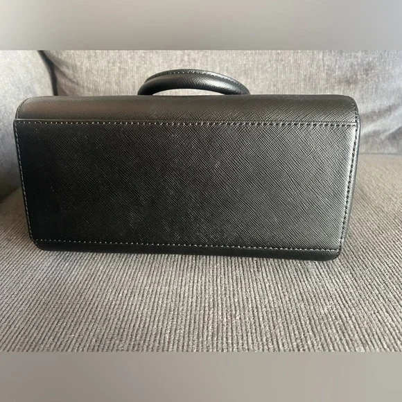 Kate Spade Madison dolly small duffle - Picture 3 of 5